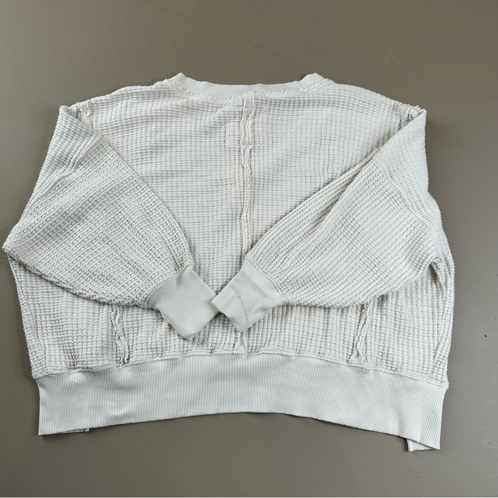 American Eagle Soft & Sexy Waffle Knit Sweatshirt XS Cream V Neck Lived In - Picture 5 of 5